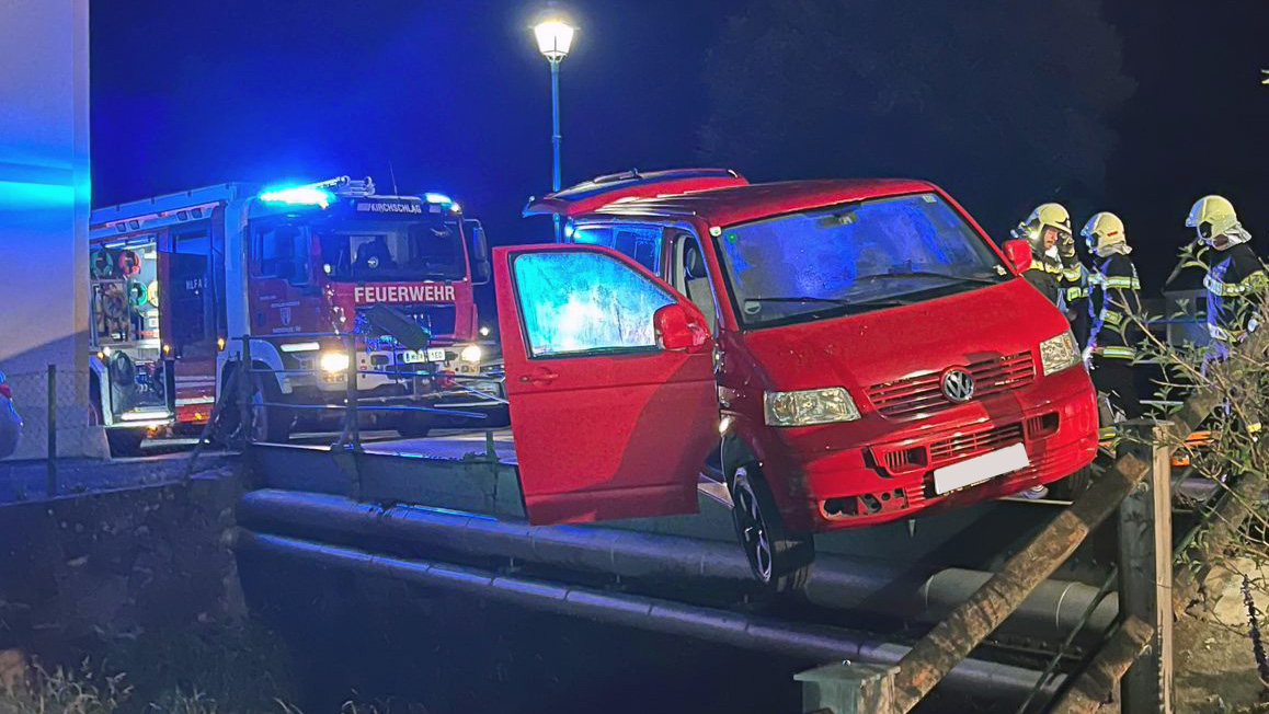 Fahrzeugbergung in der Kirchengasse